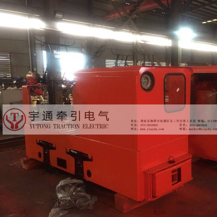 6吨工矿架线式电机车